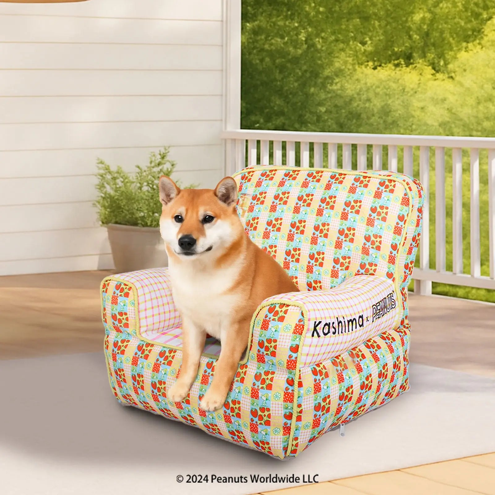 Kashima x Snoopy Strawberry Sofa KashimaPet